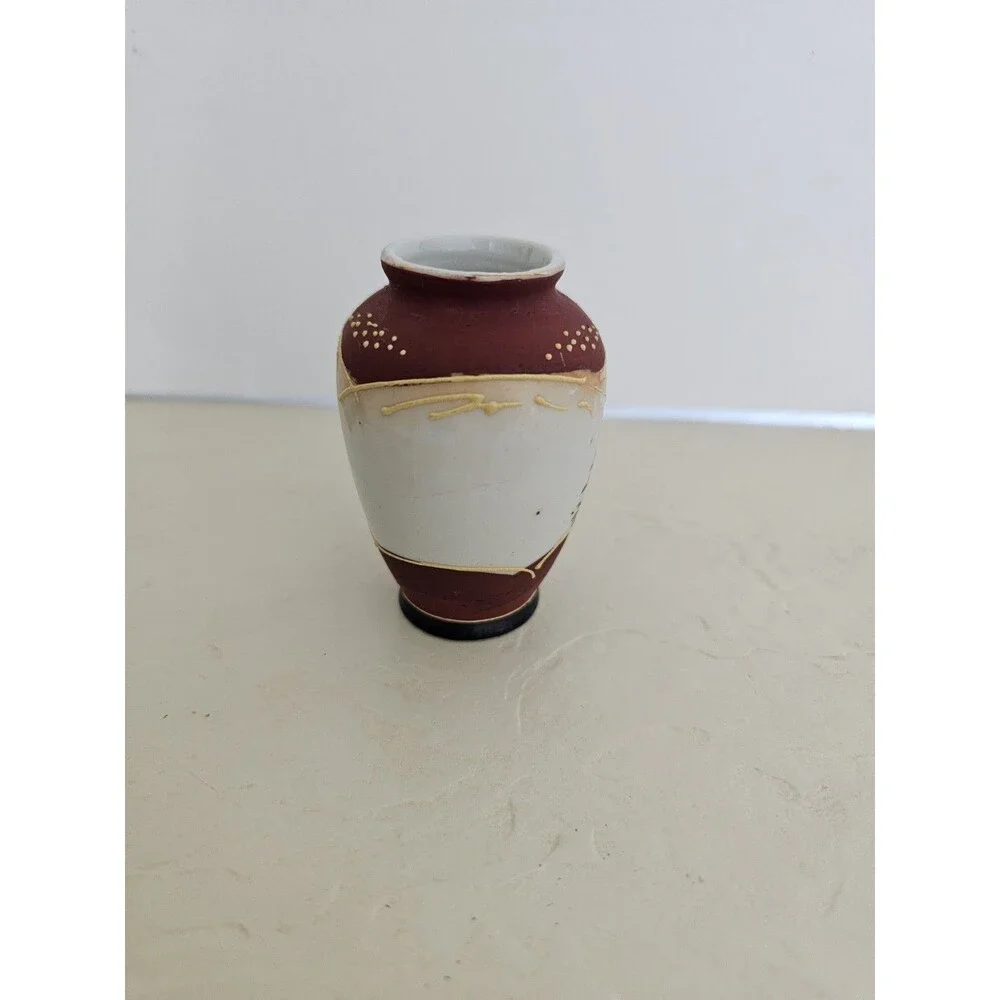 Kishihara Mini Hand Painted Porcelain Occupied Japan Vase Vintage 1945 - 1952